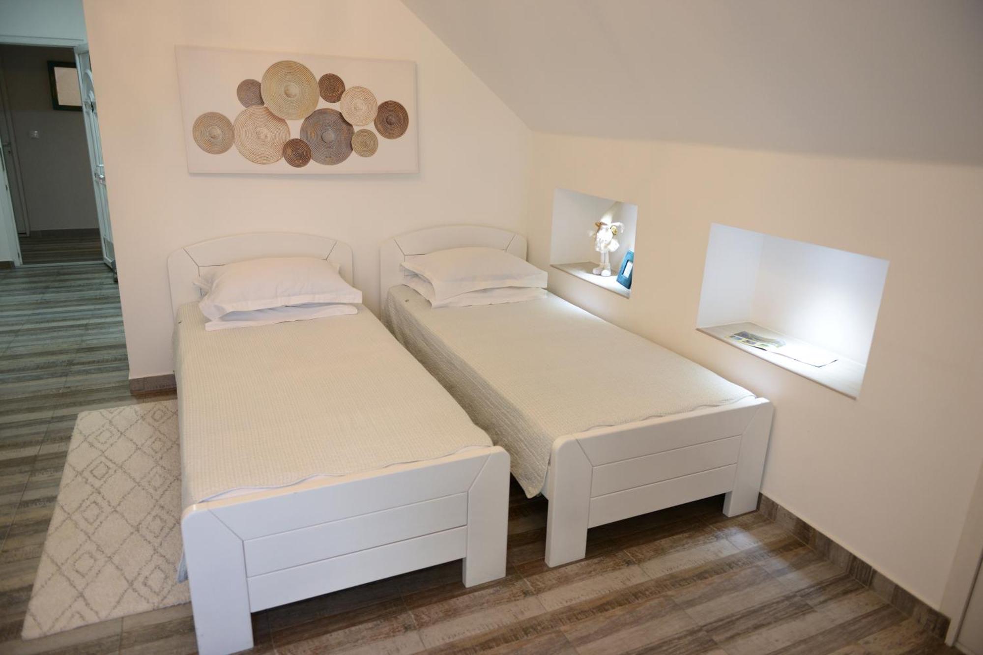 Apartments Idila เบลา เซิร์ควา ภายนอก รูปภาพ