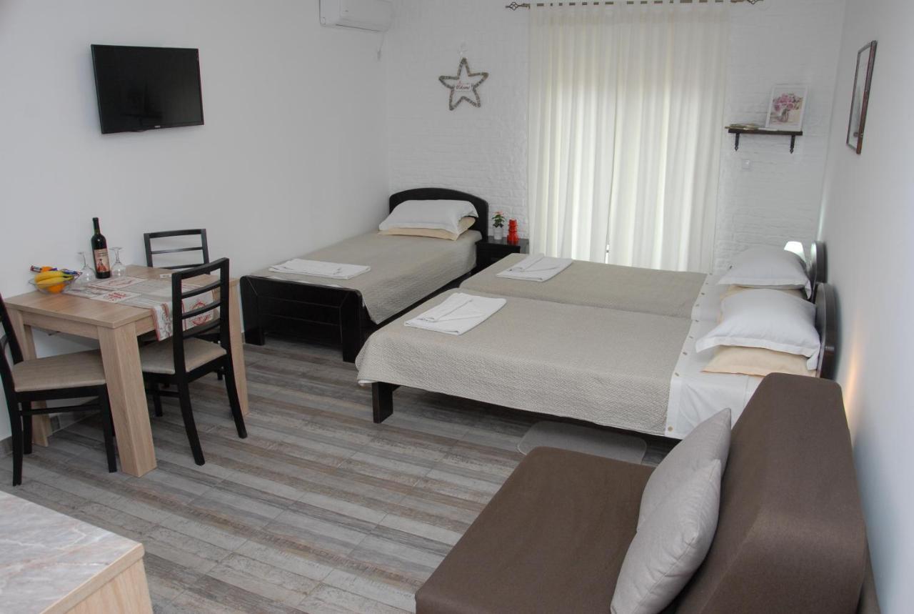 Apartments Idila เบลา เซิร์ควา ภายนอก รูปภาพ